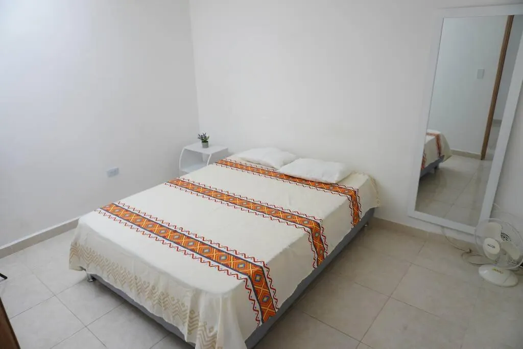 Apartamento De 2 Habitaciones Central En Cali Lägenhet